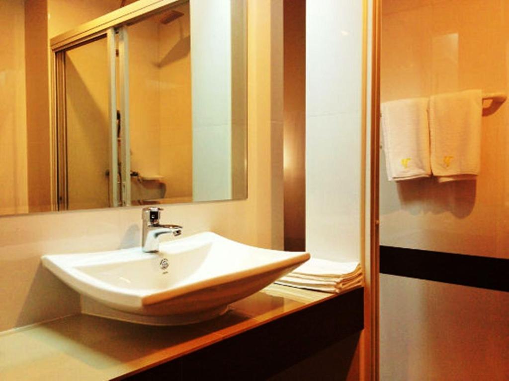 Sinkiat Buri Hotel Satun Oda fotoğraf